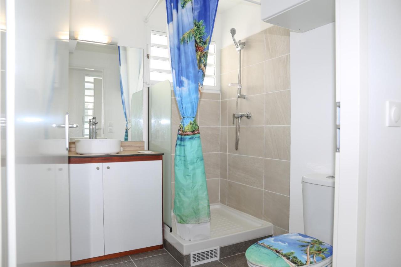 Ferienwohnung Dlo Doubout Les Pieds Dans L'Eau Sainte-Anne  Exterior foto